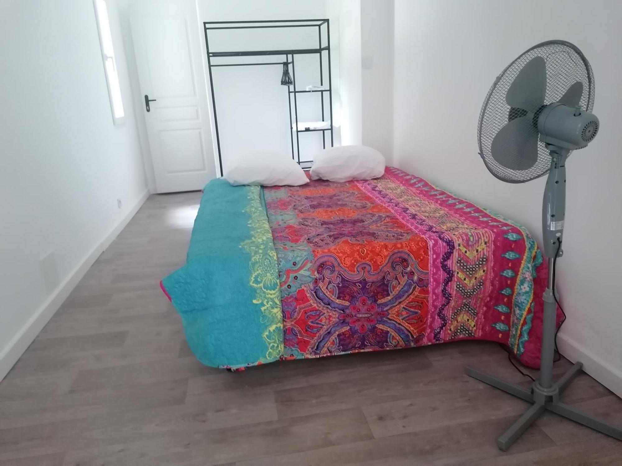 Maison Atypique 14 Couchages La Crau Esterno foto